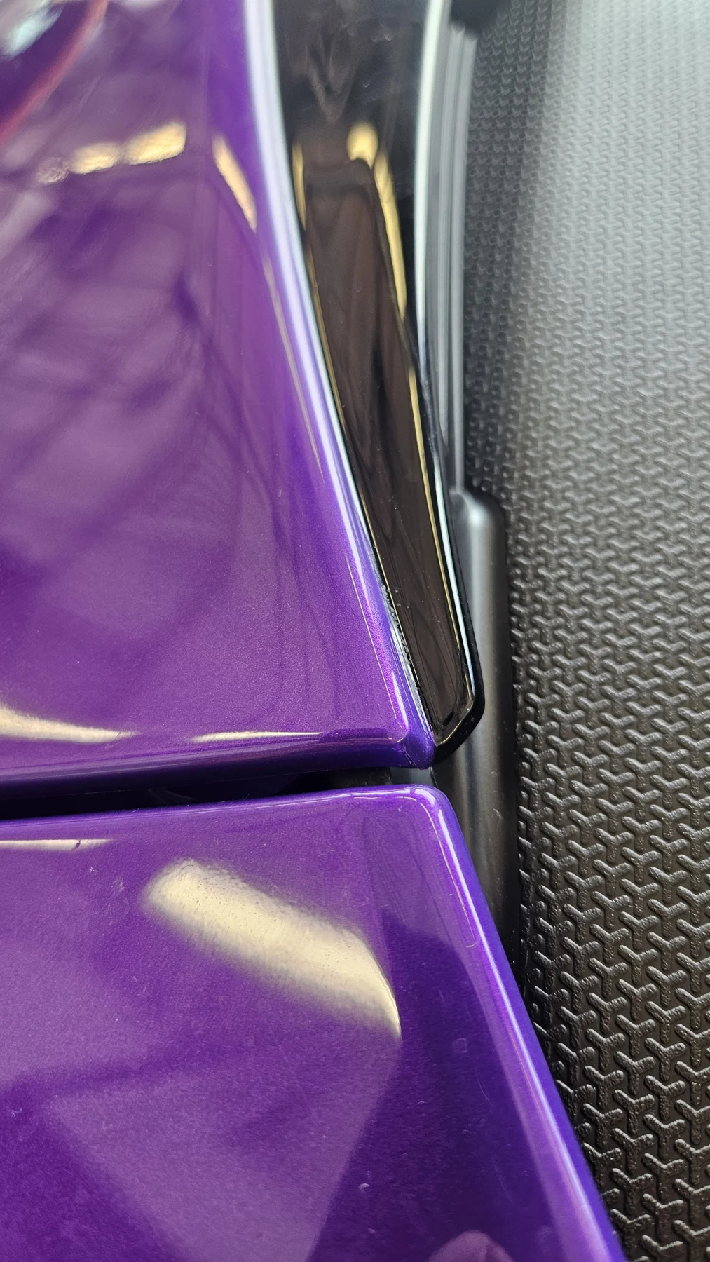 Lamborghini Revuelto — Krašto detalė — panelių sandūra